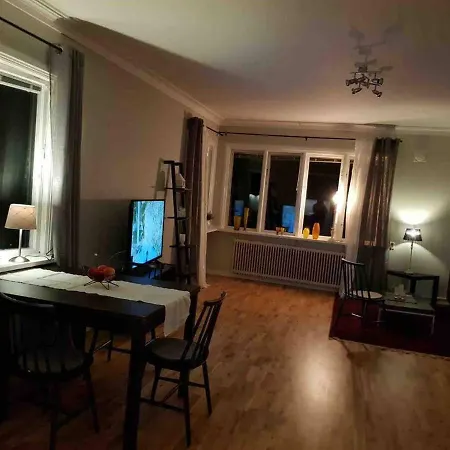 Lovely, Spacious Apartment With Free Parking Sandviken Exterior photo