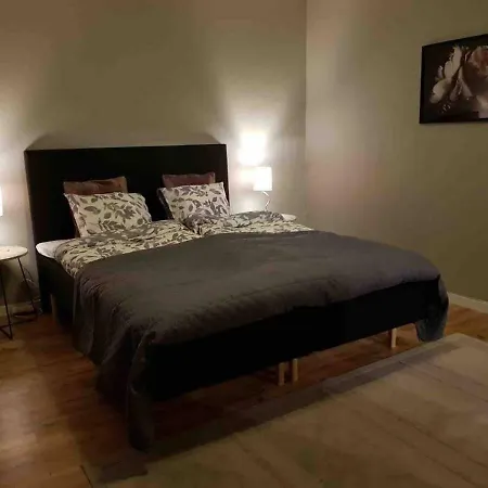 Lovely, Spacious Apartment With Free Parking Sandviken Exterior photo